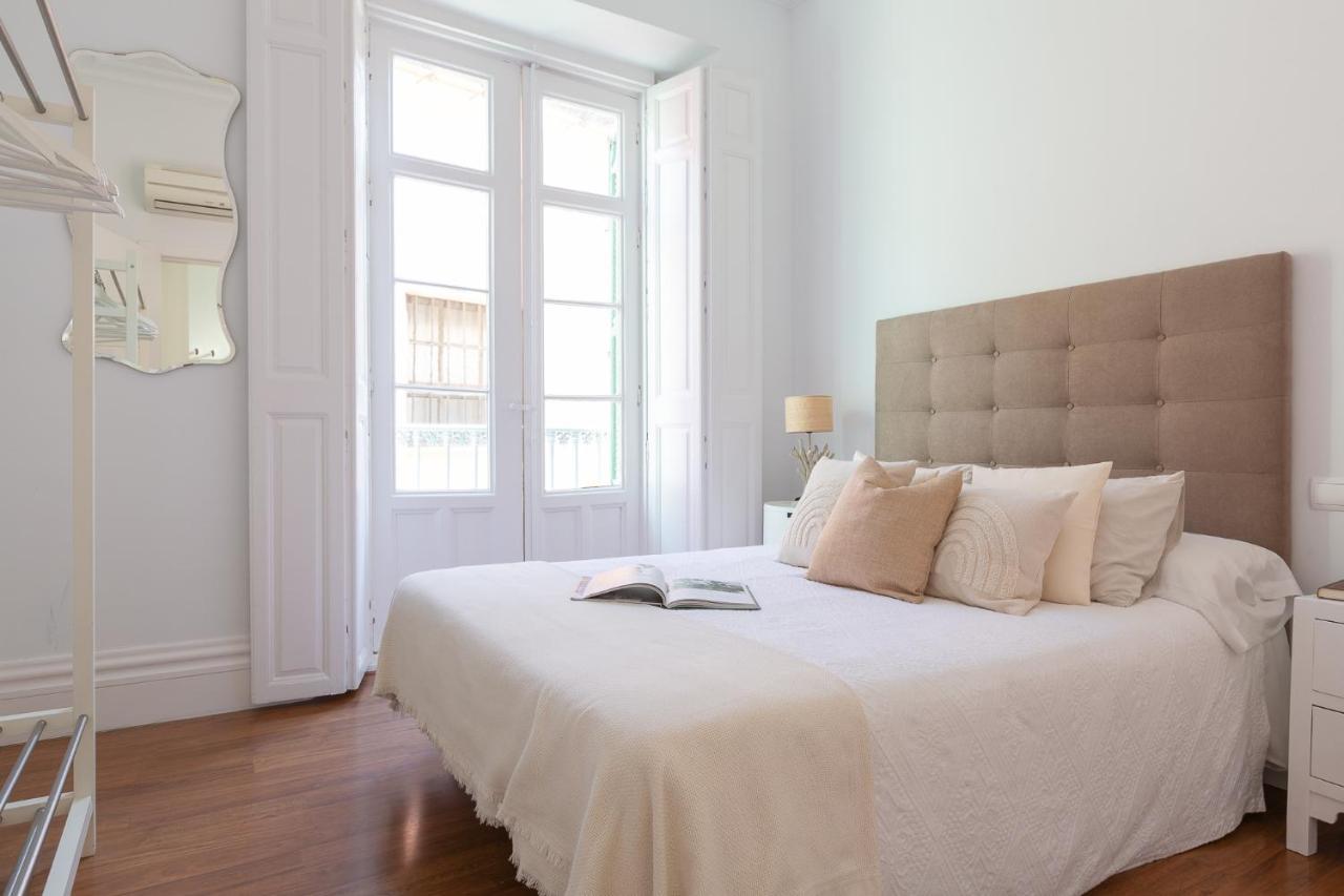 Apartamentos MalagaFlat Luaran gambar