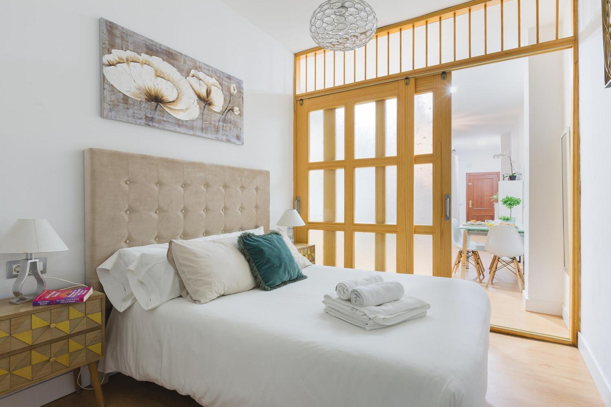 Apartamentos MalagaFlat Luaran gambar