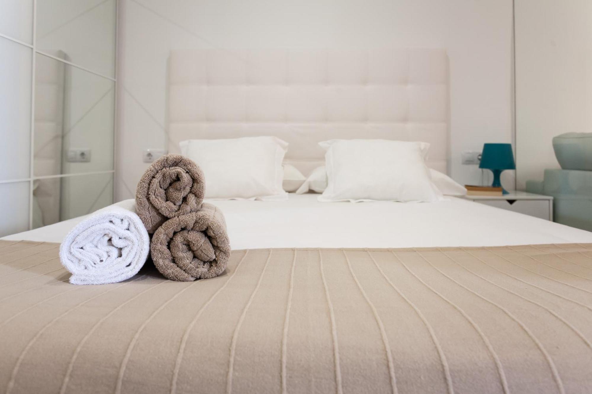 Apartamentos MalagaFlat Bilik gambar